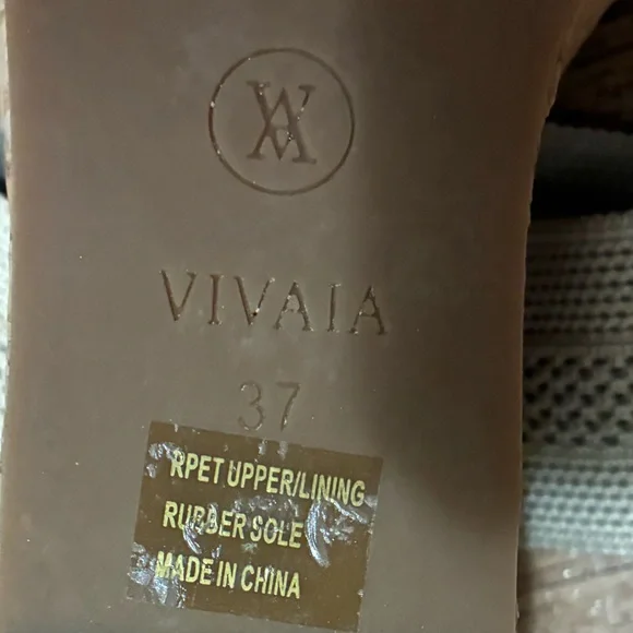 NWOT Vivaia Tan Slip-On Sandals with Wedge Heel Adjustable Strap (Sammy) - Picture 8 of 9